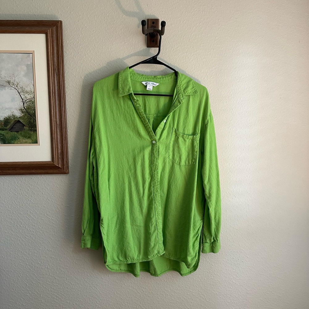 Old Navy Linen “The Boyfriend Shirt” Green Button-Up Shirt